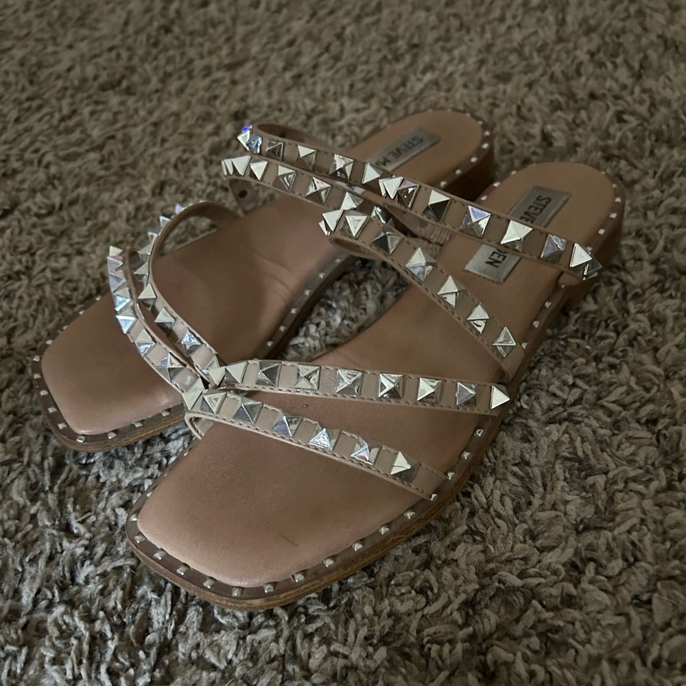 Steve Madden Tan sandals